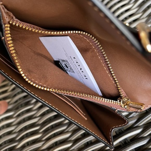 Coach Kleo Wallet In Signature Canvas Khaki Multi - Picture 7 of 16